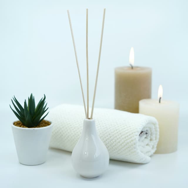 Deluxe 45 Min Sauna + 40 Min Float at Floating Lotus Wellness Center LLC in Paris, TN